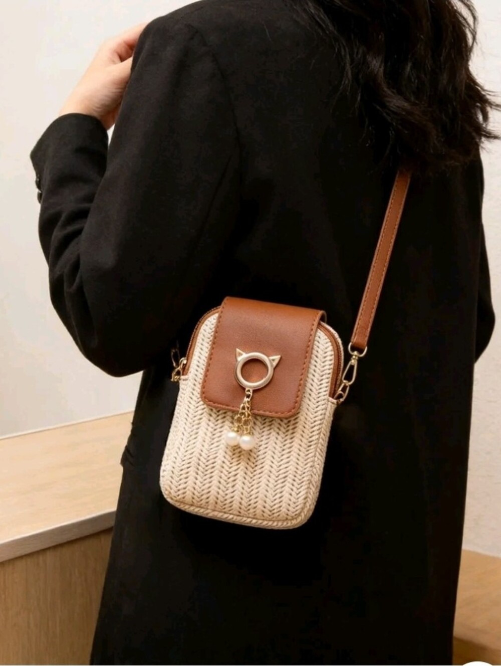 NEW Faux Leather Straw Woven Crossbody CAT KITTY Charm Small Purse Phone Bag
